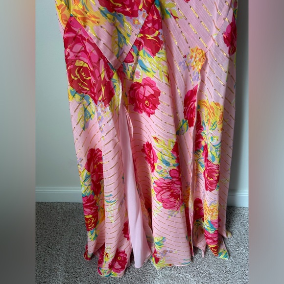 Betsy Johnson Almond Blossom Flowy Maxi Dress - Picture 4 of 8